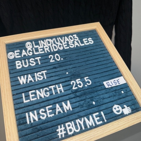 EUC Lacoste V Neck Croc Logo Black Crew Neck Cable Knit Sweater Size 44 Large - Picture 5 of 5